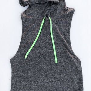 Sleeveless workout hoodie tank with drawstrings